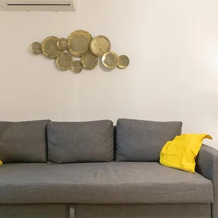 Hils Pallady 14 Apartament